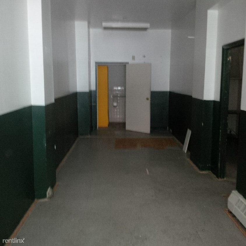 Building Photo - 251 E 119th St