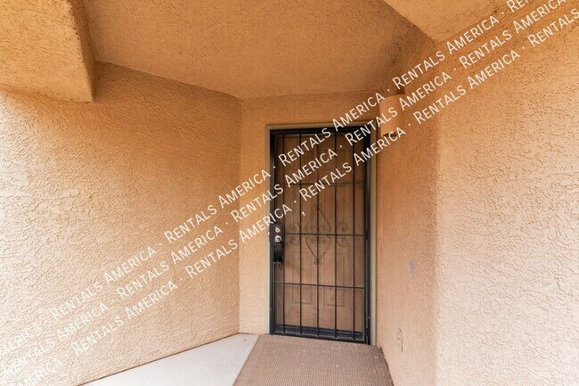 Foto del edificio - 4003 E Stony Meadow Dr