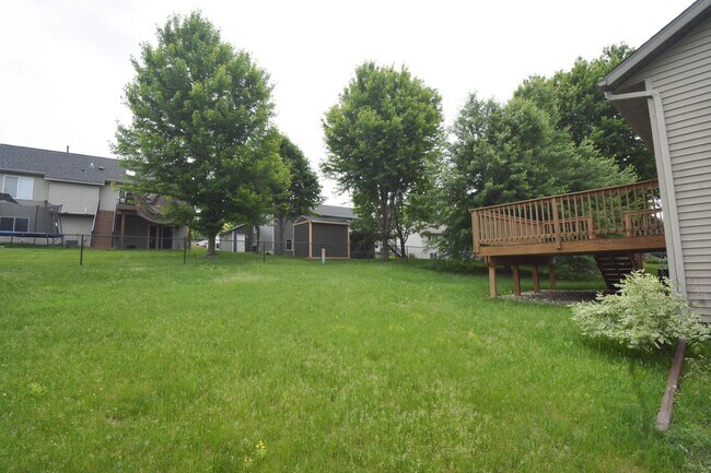 Foto del edificio - Bamber Ridge 4br home with fenced yard!