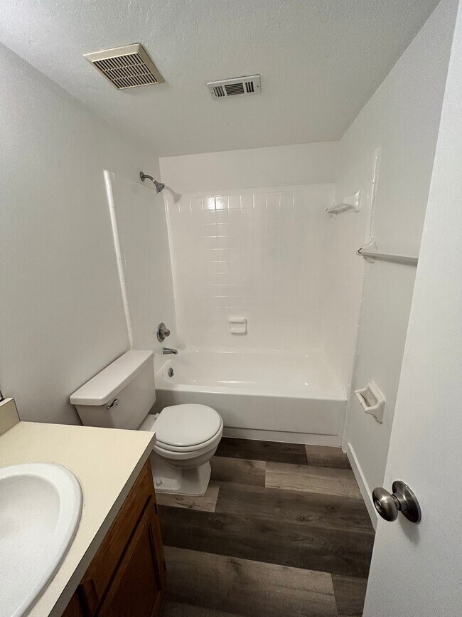 Foto del edificio - 7200 SW 8th Ave