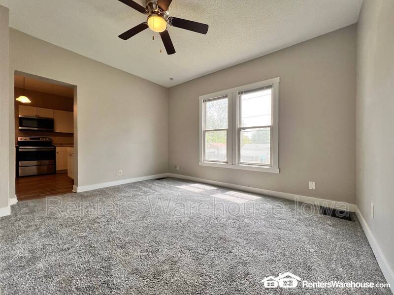 901 41st St, Des Moines, IA 50312 Condo for Rent in Des Moines, IA