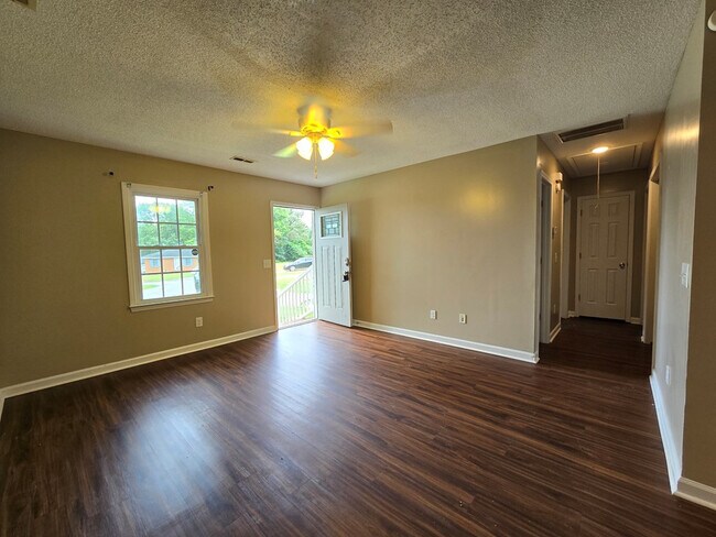 Foto del edificio - 110 Frost Wood Ct