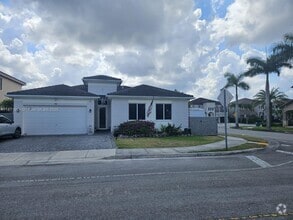 Building Photo - 701 NW 127th Pl