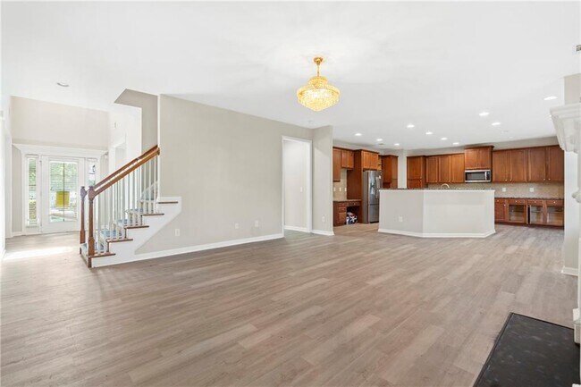 Building Photo - 4660 Lake Hill Trail