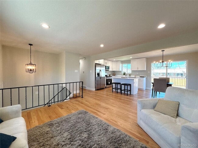 Building Photo - Total Remodel Available NOW!