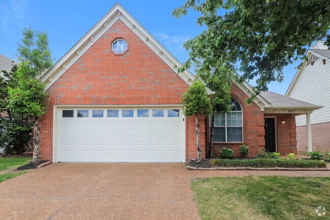 Building Photo - 8891 Hidden Springs Cove