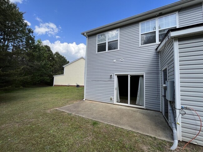 Building Photo - 55 Pearl Chambers Ct