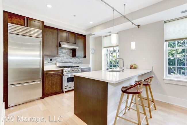 Foto del edificio - 2 br, 2 bath House - 2818 Connecticut Ave ...