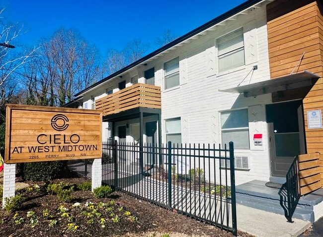 Building Photo - Cielo at Westmidtown