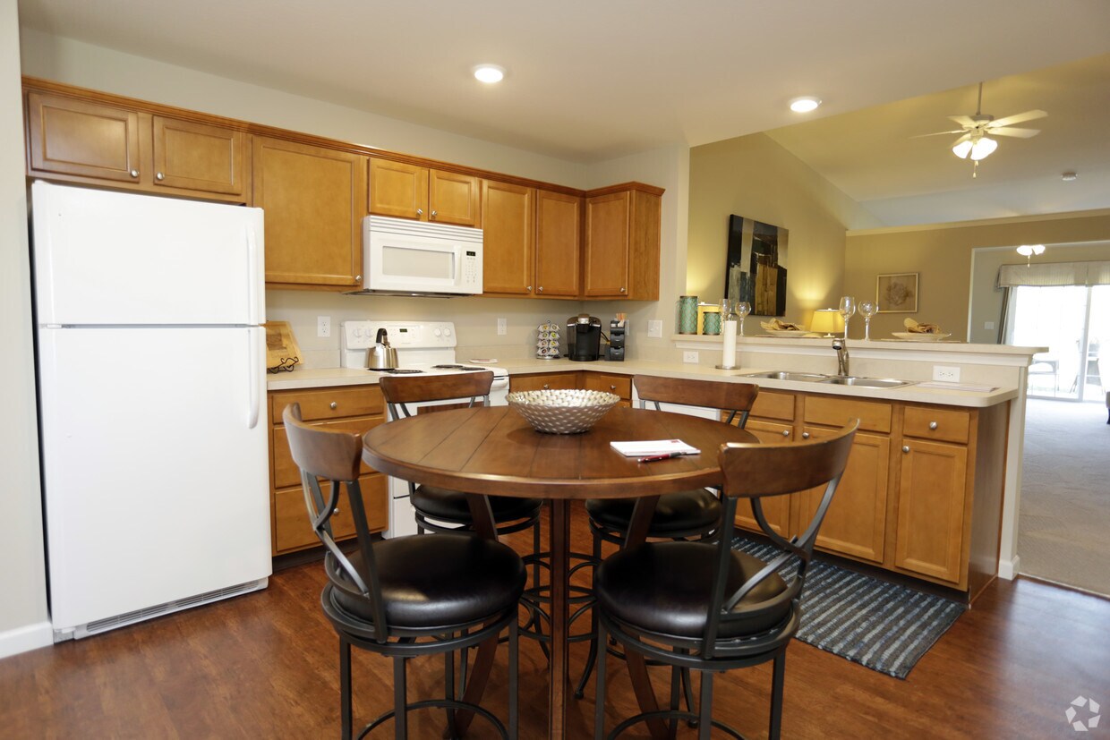 Redwood Westfield Myra Way Apartments in Westfield, IN