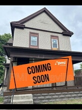Building Photo - 1310 Olive St