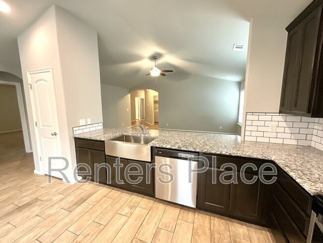 Foto del edificio - 10402 N 99th E Ave