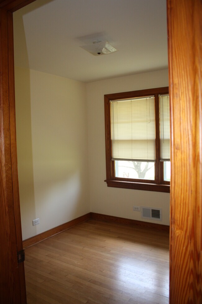 Foto del edificio - 2408 Sunset Rd