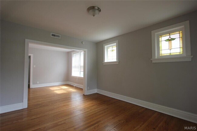 Foto del edificio - 3969 Potomac St