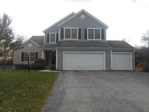 Building Photo - 987 Washington St