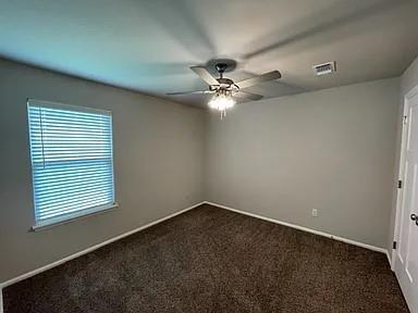 Building Photo - 2025 Sara Vista Dr