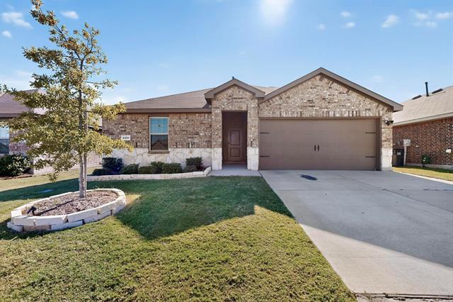 Foto del edificio - 4210 Showboat Ln