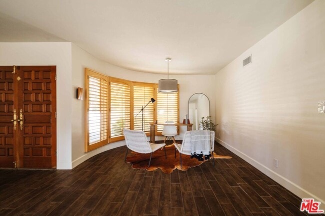 Foto del edificio - 5400 Sadring Ave