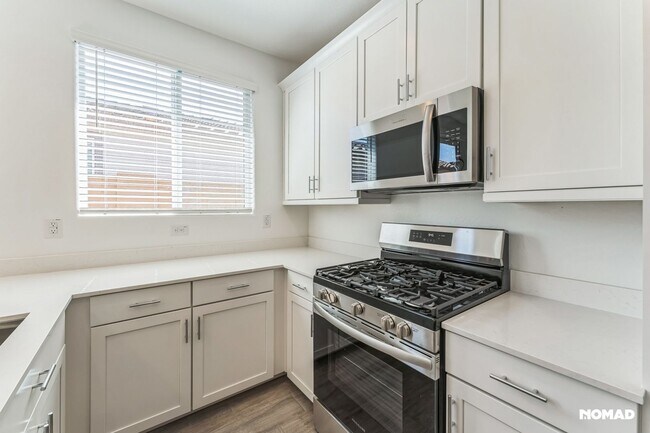 Foto del edificio - Charming 1BR Condo in San Tan Valley (Util...