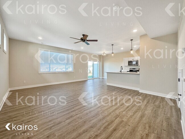 Foto del edificio - 6919 Bluebell Ct.