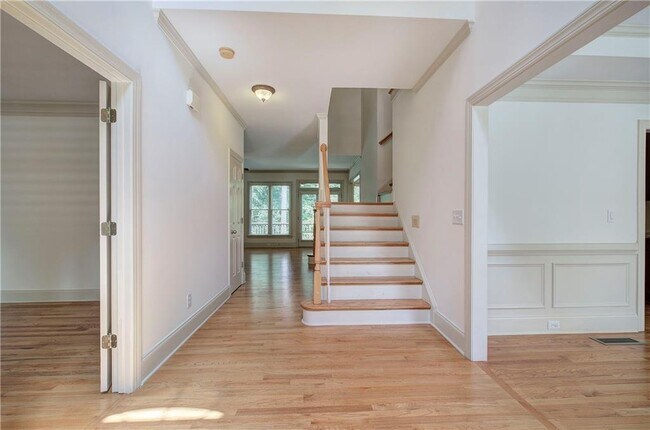 Foto del edificio - 2320 Starr Lake Dr NW
