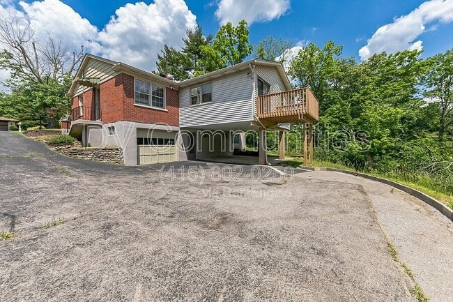 Building Photo - 2964 Werkridge Dr