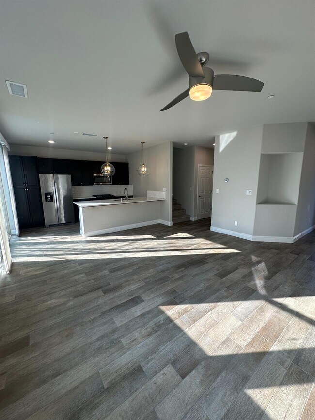 Foto del edificio - 1325 E Via Viola Way