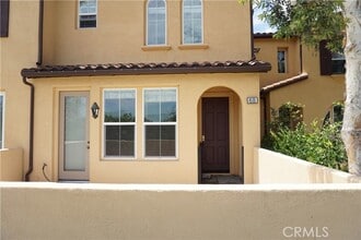 Building Photo - 68 Glenalmond Ln