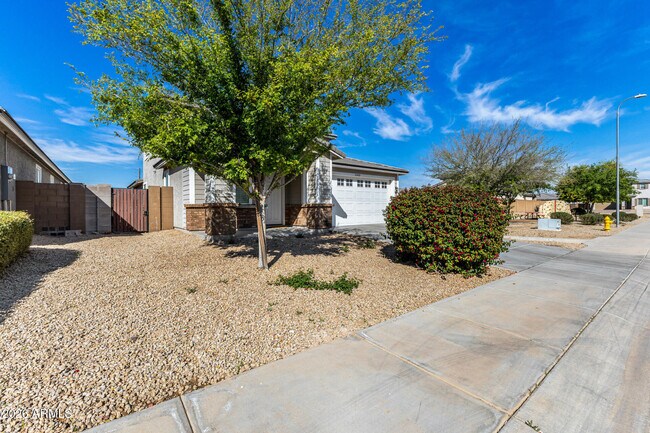 Foto del edificio - 11410 N 50th Ln