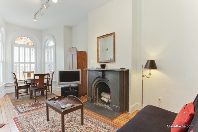 Building Photo - 1503 R Street NW Apt 2