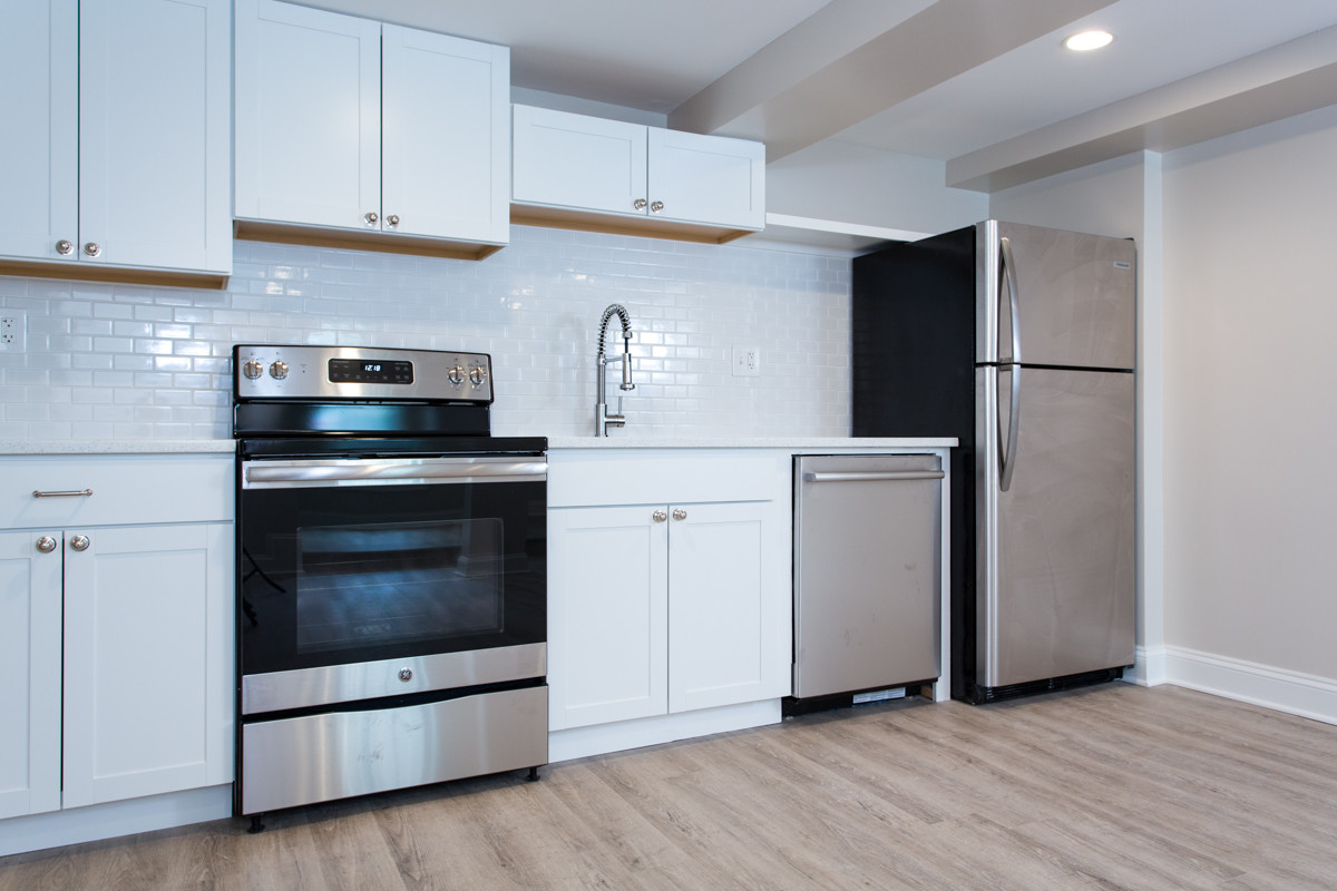 Kitchen - 4220 Jenifer St NW