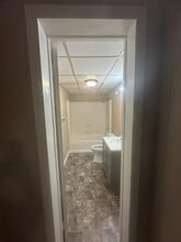 Building Photo - 1449 Maple Ave