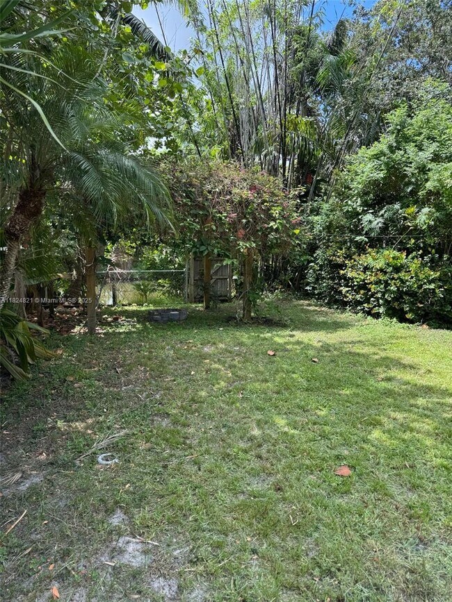 Building Photo - 134 Sparrow Dr