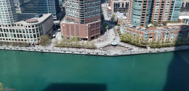 Building Photo - 363 E Wacker Dr
