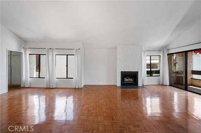 Foto del edificio - 1325 Valley View Rd