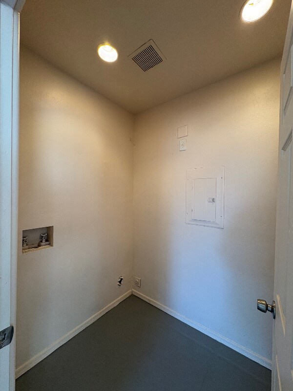 Foto del edificio - 1025 E 24th St
