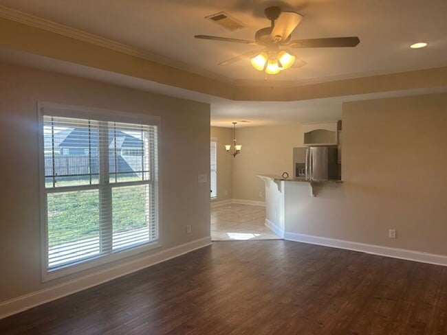 Foto del edificio - 4 Bedroom 2 Bath Close to Fort Benning