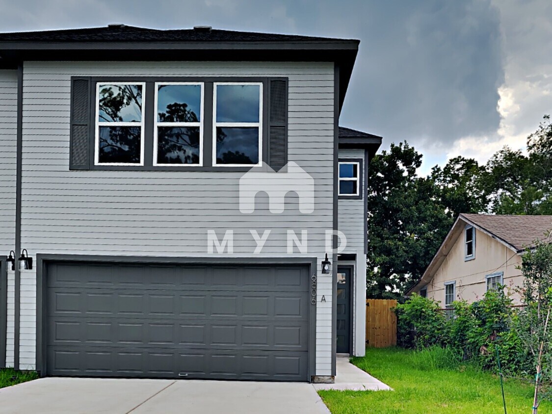 6806A Carothers St Condo for Rent in Houston, TX