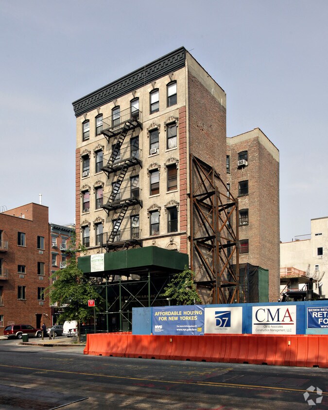 Primary Photo - 93 Avenue D