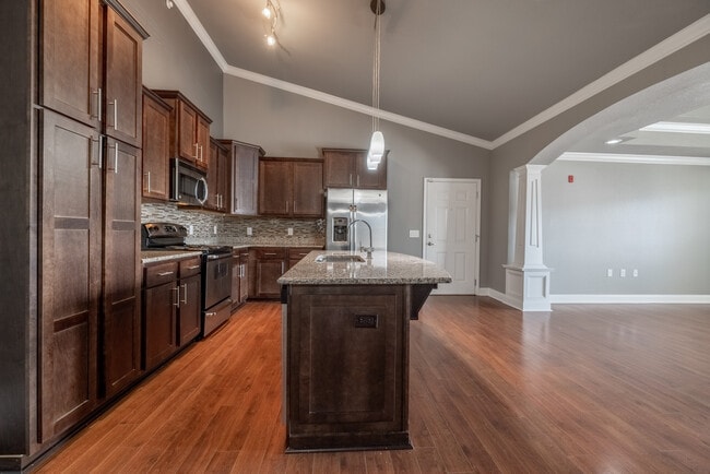 Kingston Floor Plan - Kitchen - River Pointe North
