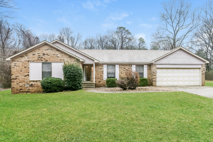 Foto principal - Charming 3 Bedroom Home in Jacksonville, AR!