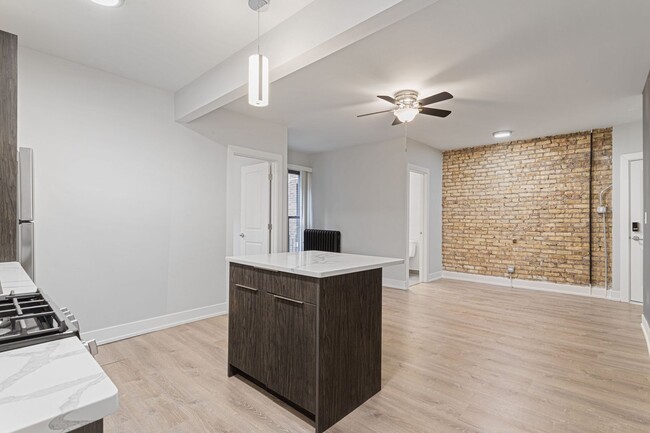 Building Photo - 1649 W Jonquil Ter