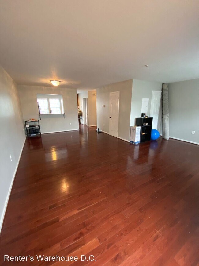 Building Photo - 3 br, 2.5 bath House - 4231 Apple Orchard ...