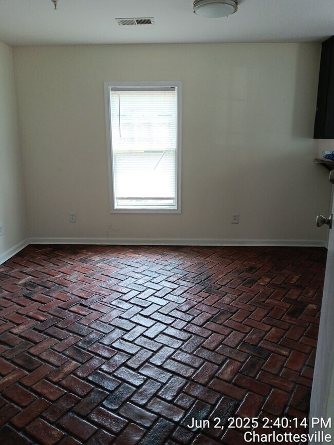 Foto del edificio - 515 14th St NW