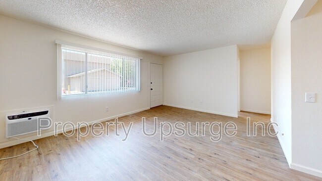 Foto del edificio - 1230 Canby Rd