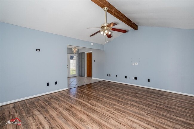 Building Photo - 4712 Longstreet Pl