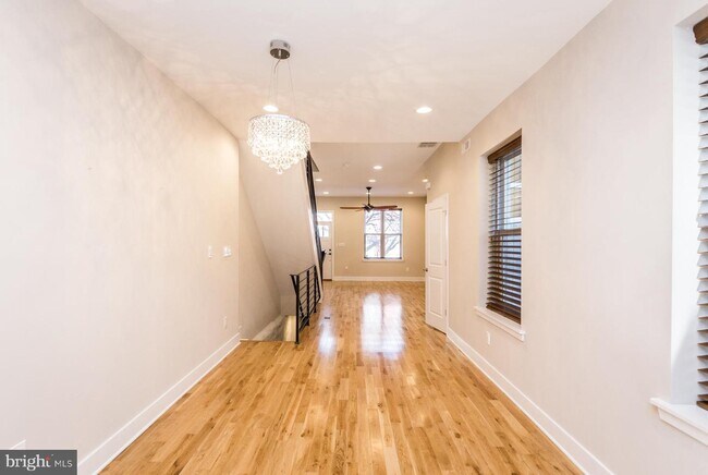 Foto del edificio - 2336 W Thompson St