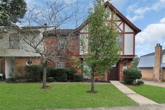 Building Photo - 20361 Fieldtree Dr