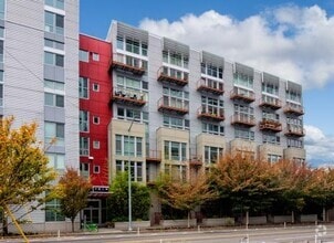 Building Photo - 401 9th Ave N
