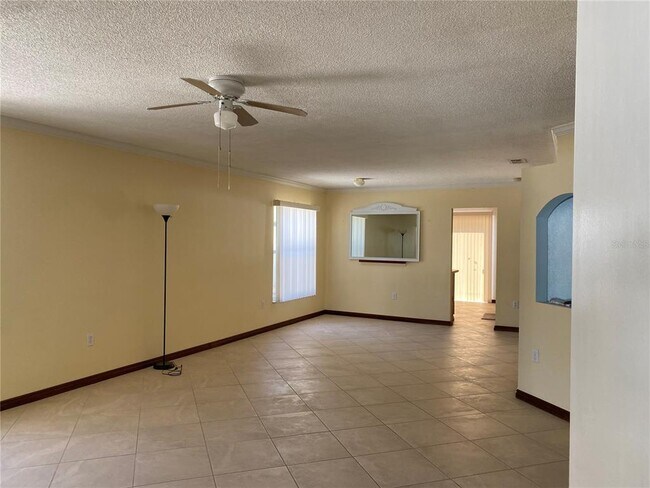 Building Photo - 3524 Chinaberry Ln